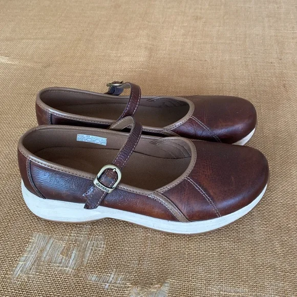 Dansko Steffi Brown Distressed Leather Mary Janes - Picture 4 of 16